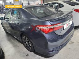 
										Toyota Altis full									