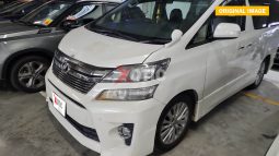 
										Toyota Velfire full									