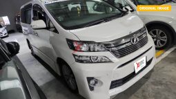 
										Toyota Velfire full									