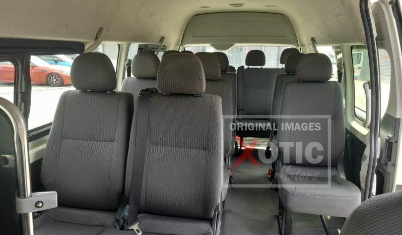 
								Toyota Hiace full									