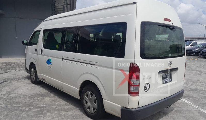 
								Toyota Hiace full									