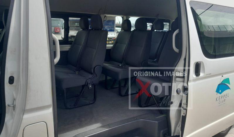 
								Toyota Hiace full									