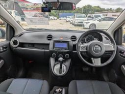 
										Mazda Demio full									