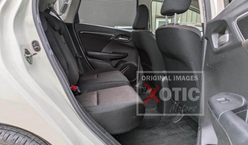 
								Honda Fit full									