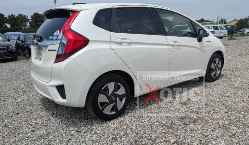 
								Honda Fit full									