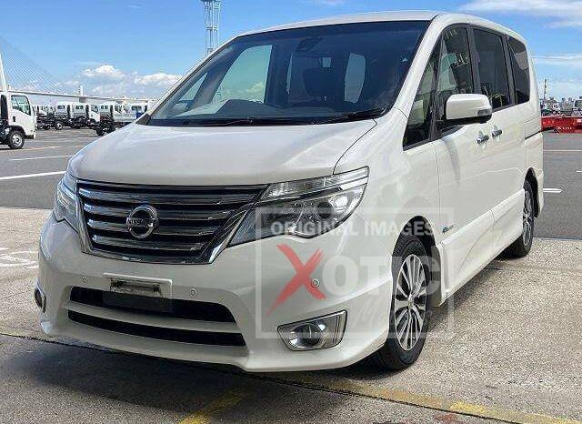 
								Nissan Serena full									