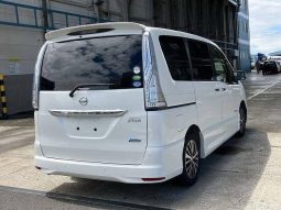 
										Nissan Serena full									