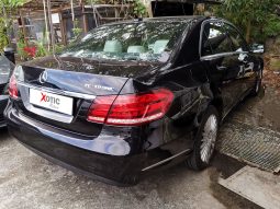 
										Mercedes Benz E200 full									