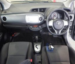 
										Toyota Vitz full									