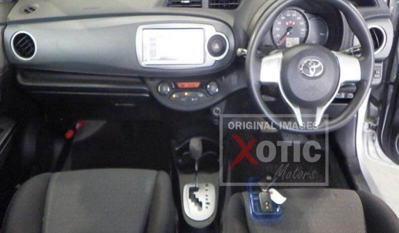 
								Toyota Vitz full									