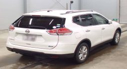 
										Nissan X-Trail full									