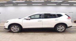 
										Nissan X-Trail full									