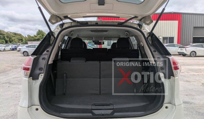 
								Nissan X-Trail full									