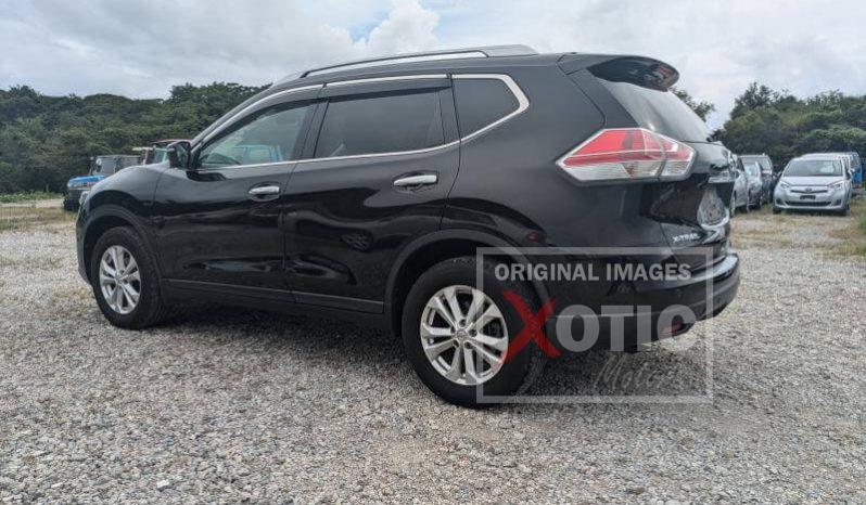 
								Nissan X-Trail full									