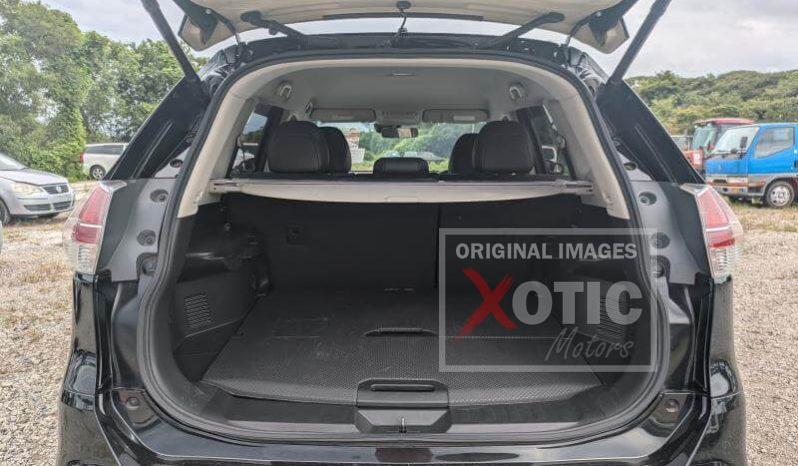 
								Nissan X-Trail full									