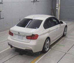 
										BMW 320I M Sport full									