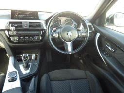 
										BMW 3 Series 320I M SPORT full									