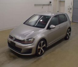 
										Volkswagen Golf full									