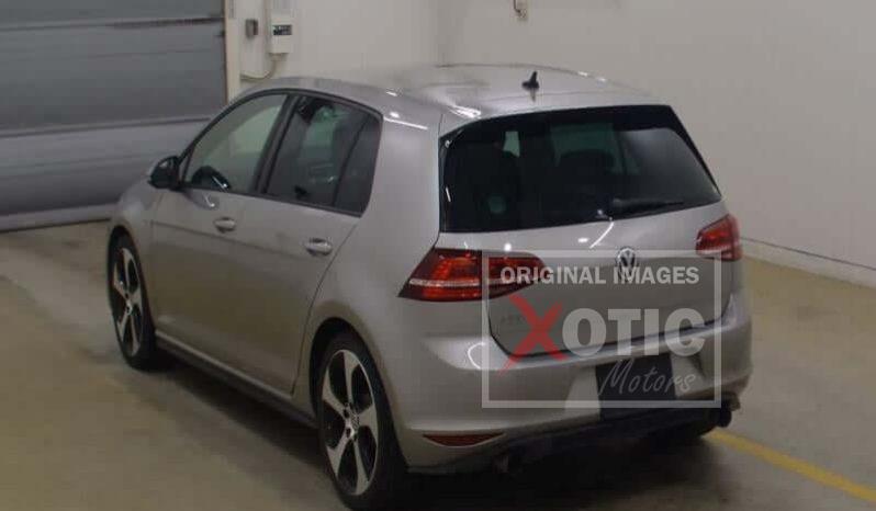 
								Volkswagen Golf full									