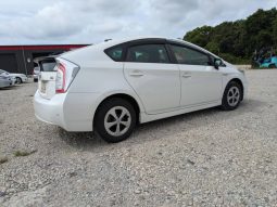 
										Toyota Prius full									