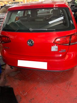 
										Volkswagen Golf full									