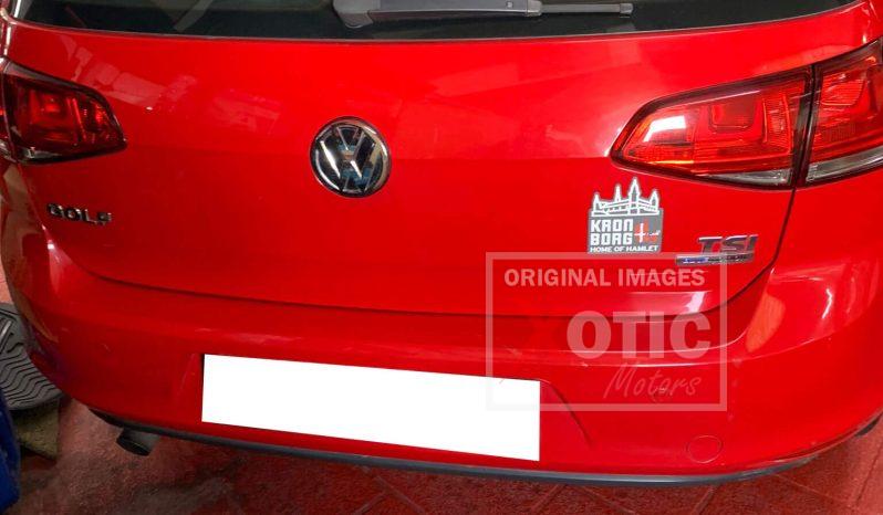 
								Volkswagen Golf full									