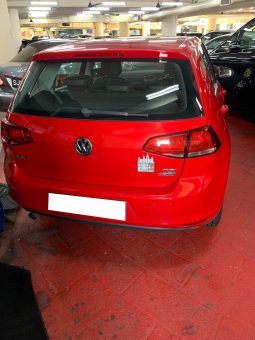 
										Volkswagen Golf full									