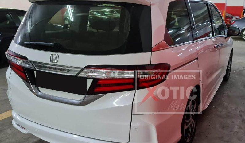 
								Honda Odyssey full									