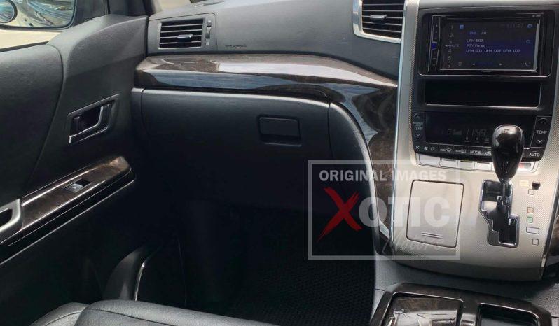 
								Toyota Vellfire full									