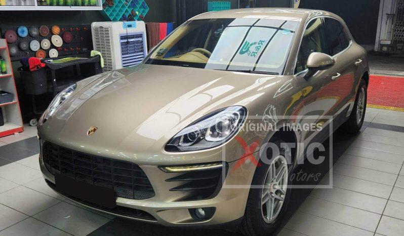 
								Porsche Macan full									