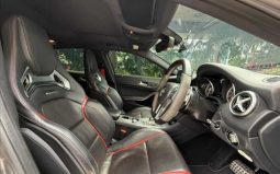 
										Benz GLA45 AMG 4MATIC EDITION full									