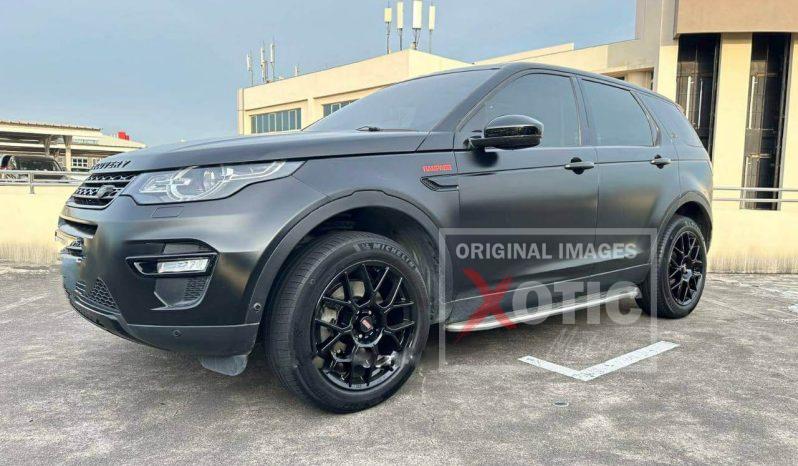 
								Land Rover Discovery Sport full									